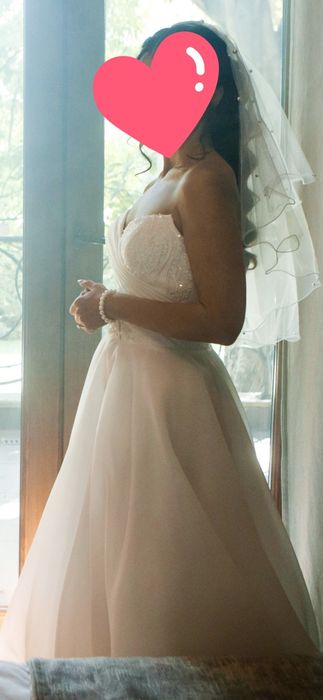 Булчинска рокля с корсет размер S до XL с було и перли