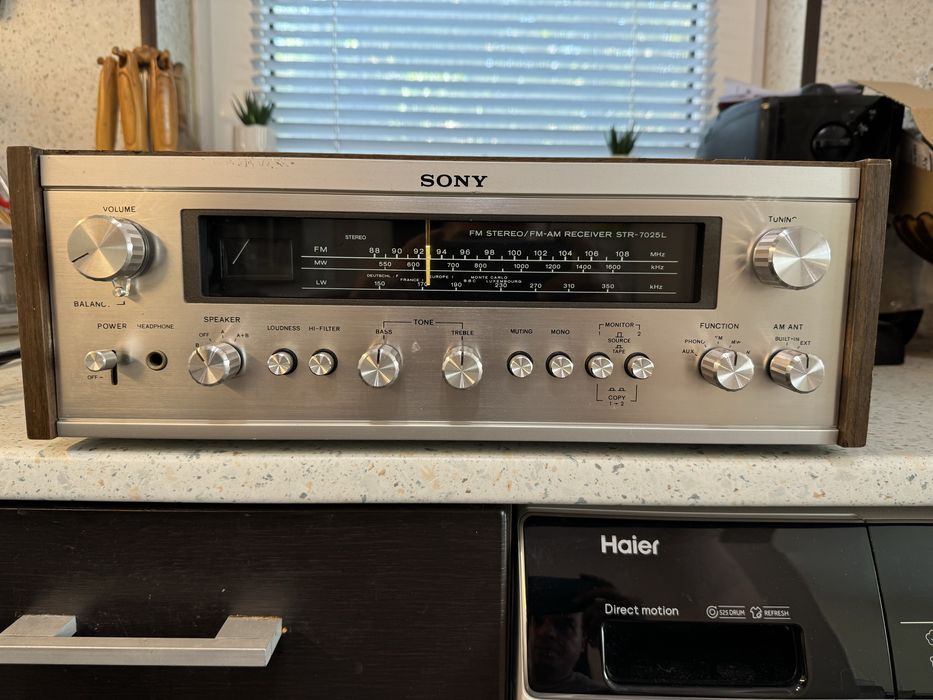 Sony STR-7025 стерео