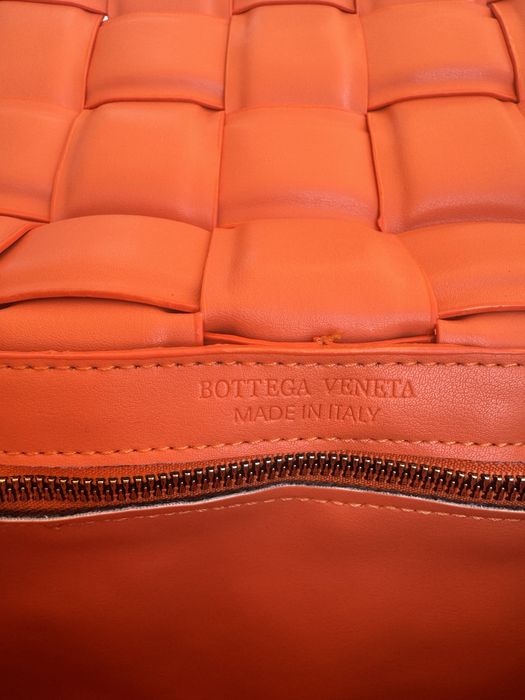 Чанта Bottega Veneta chain cassete модел