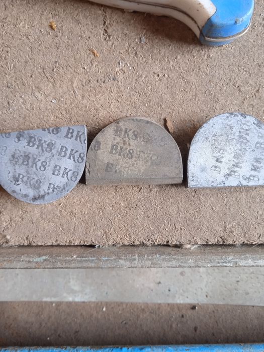 Продам твердосплавные пластины вк8