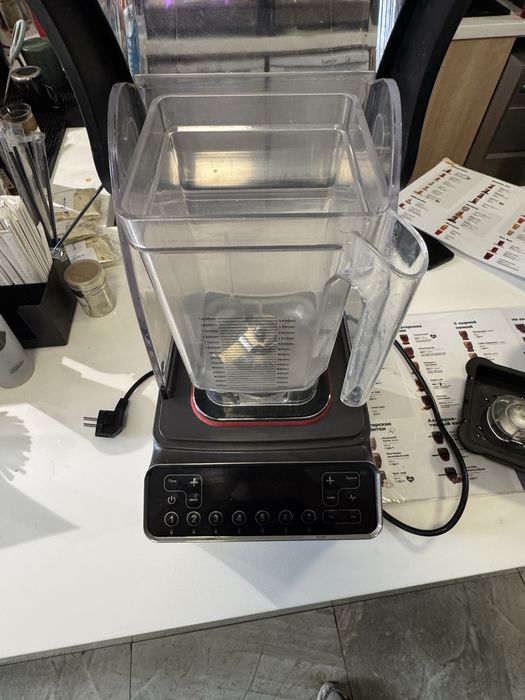 Блендер LEHEHE e8d отличный