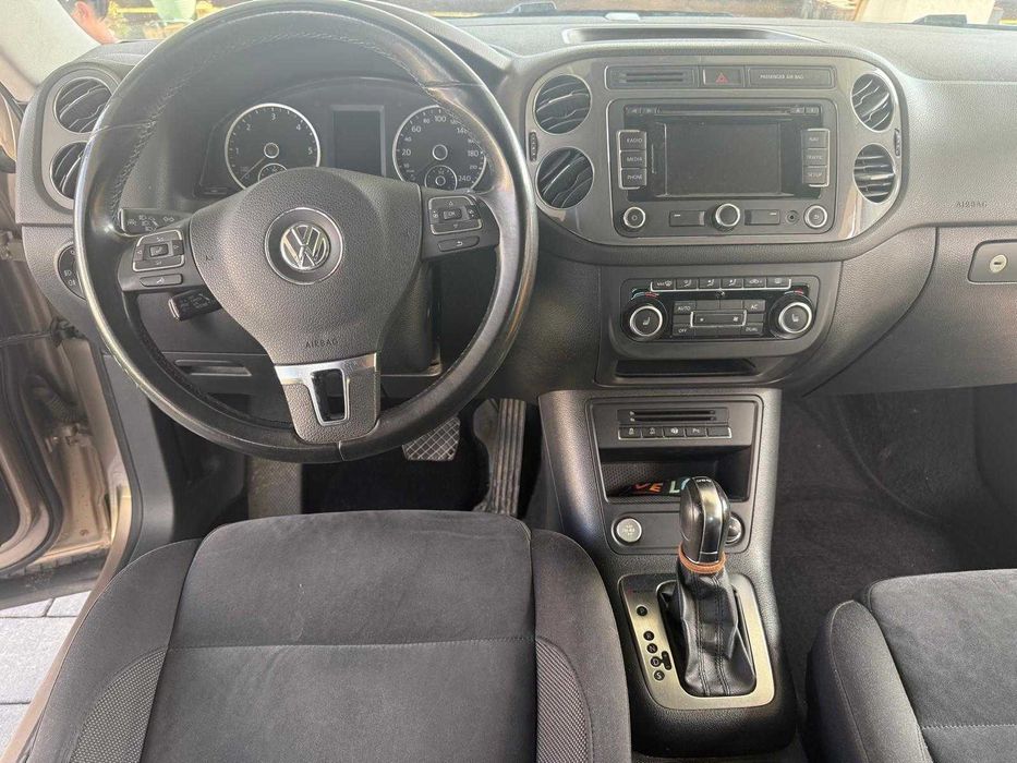 Volkswagen Tiguan 2.0 TDI DSG 4Motion 2012