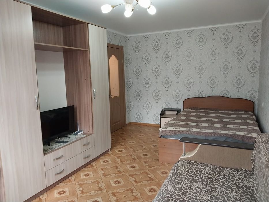 Сдам 1-комнатную квартиру на ночь, посуточно, в центре район Бумера.
