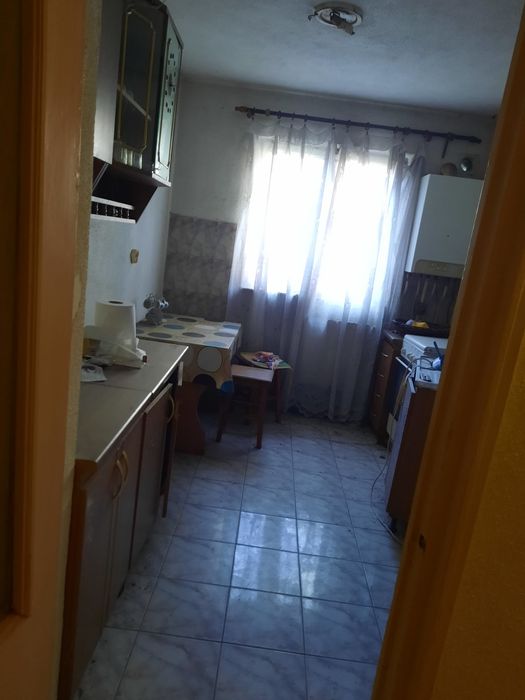 Vând apartament cu 2 camere Bârlad