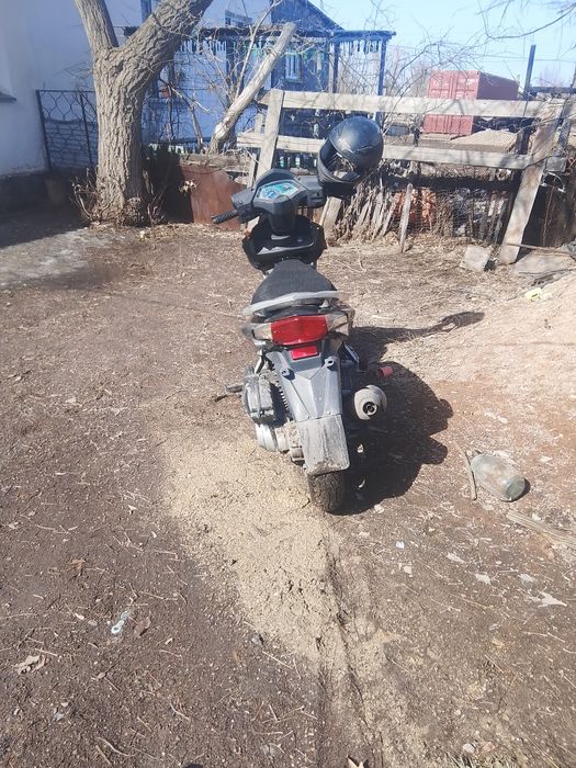 Продам скутер 150