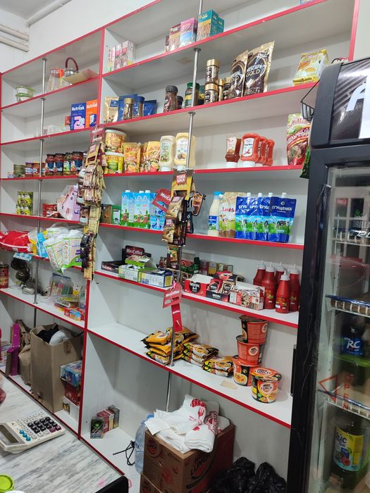Magazin uchun polkali stellaj 7 k-t Chirchiqda