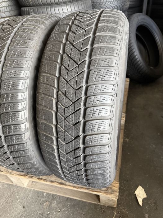 2 anvelope iarna 225/50/18 Pirelli Runflat 6.5 mm!