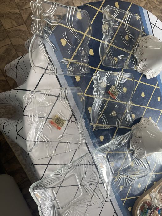 Продам тостер, посуду, вазу