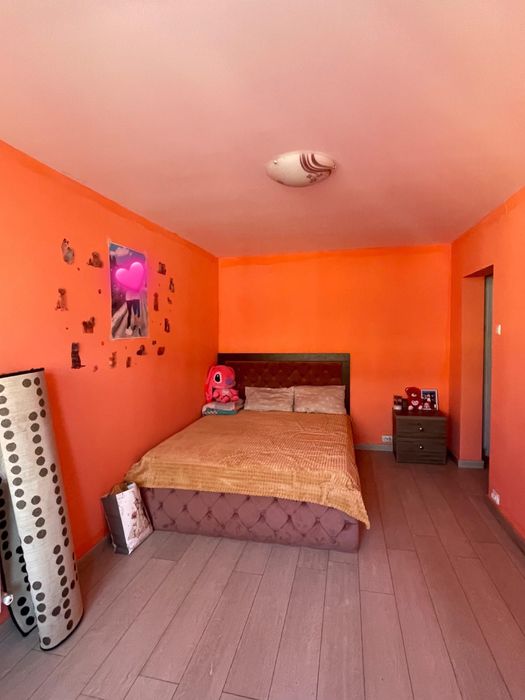 Vând garsonieră, Rădăuți