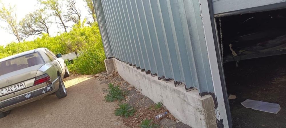 Продам ангар металлически