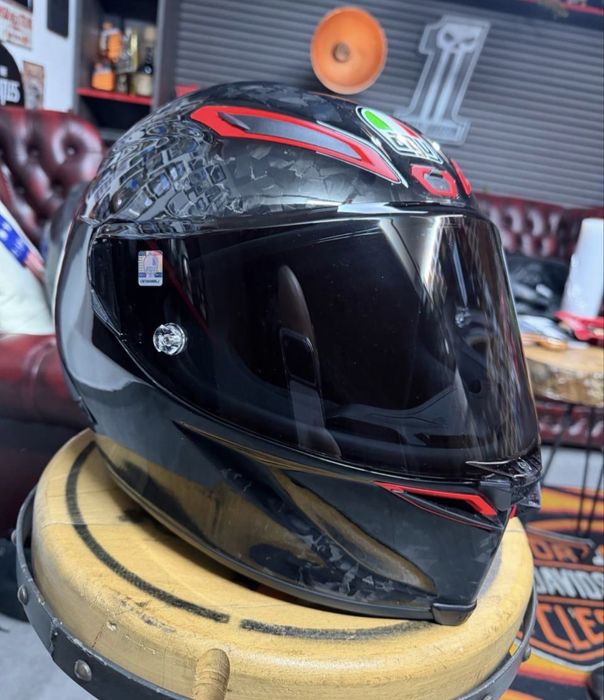 Мото каска AGV  pista RR