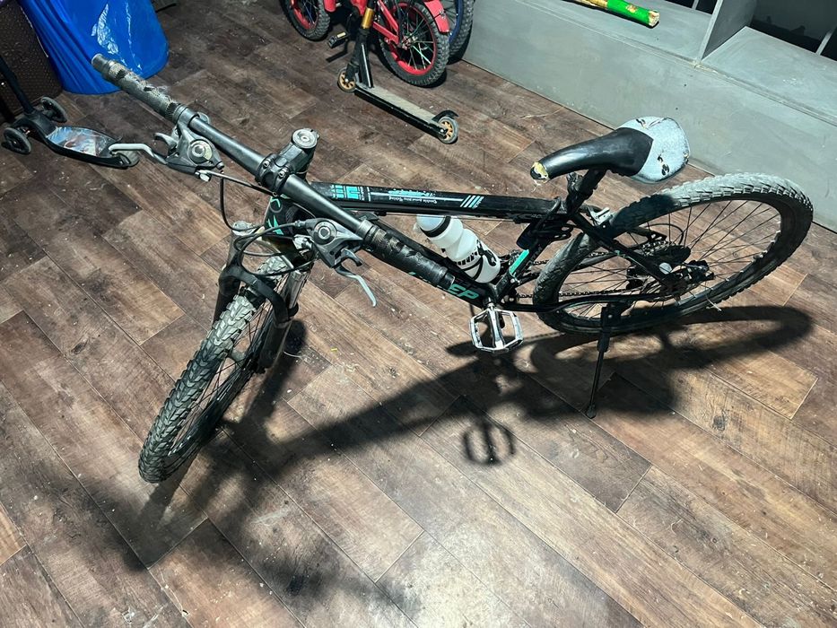 саудасы бар журып тур