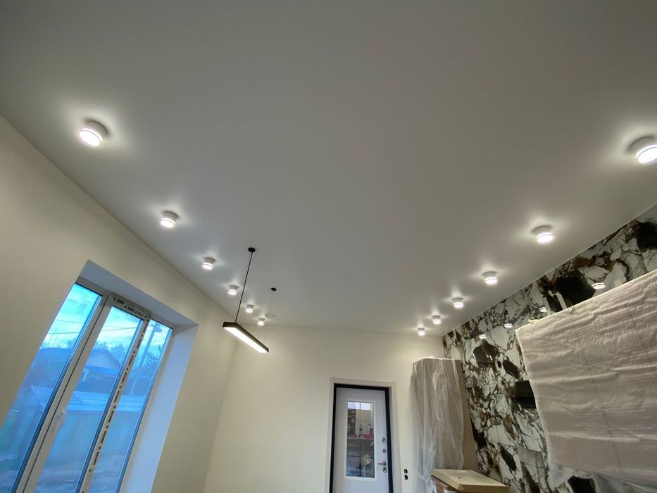 Натяжные потолки