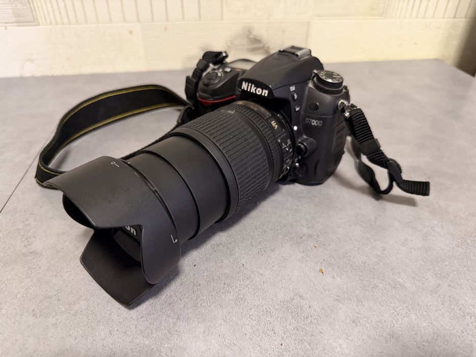 Продам фотоаппарат Nikon D7000