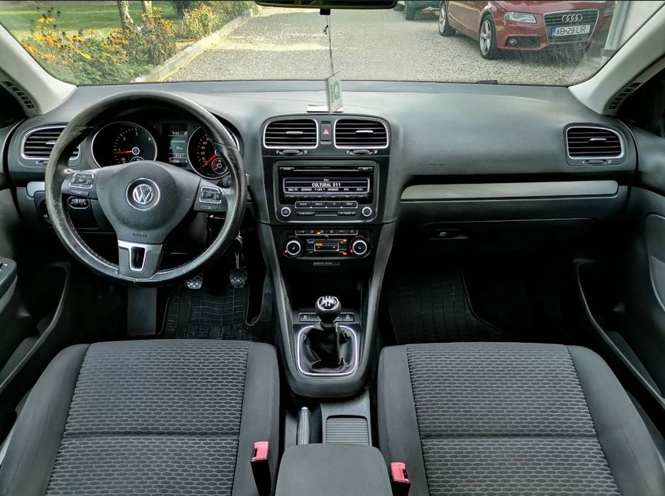 Vând golf 6 2011