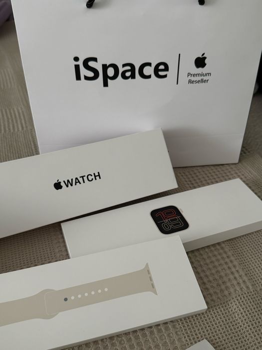 продам новые Apple Watch SE