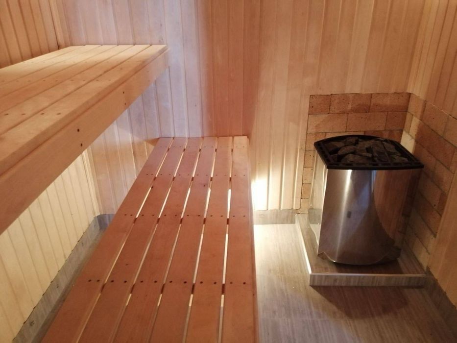 Продается загородный дом со всеми удобствами площадью 1га