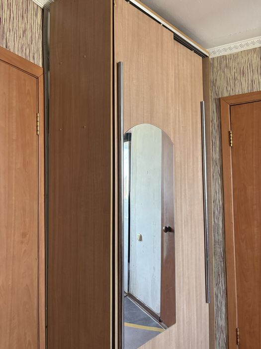 Отдам даром шкаф и кровать
