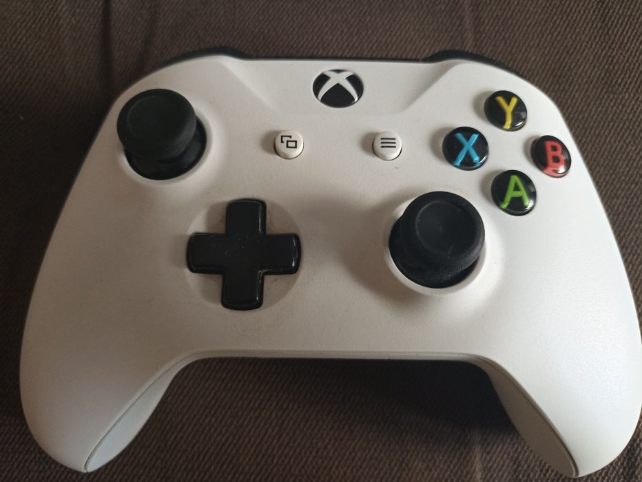 Игровая приставка Xbox One S 1TB