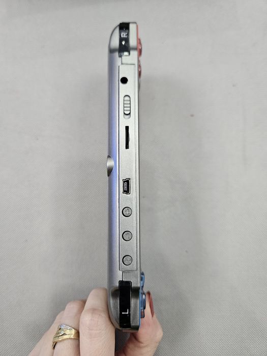 Конзола детска  с игри