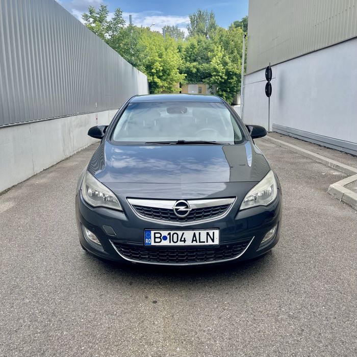 OPEL Astra 2012 — imagine 3