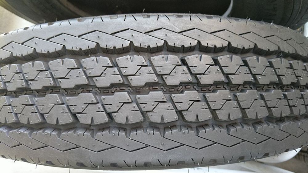 205 65 16C, 215 65 16C, 225 65 16C, 235 65 16C, 195 65 16C, 195 60 16C