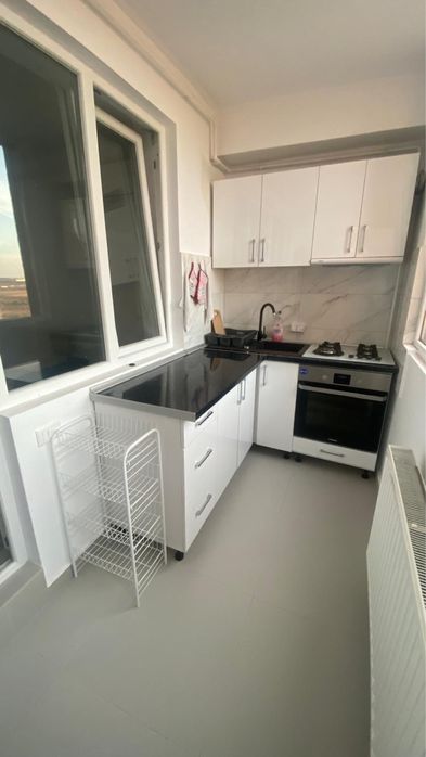 Inchiriez apartament 2 camere langa statie autobuz