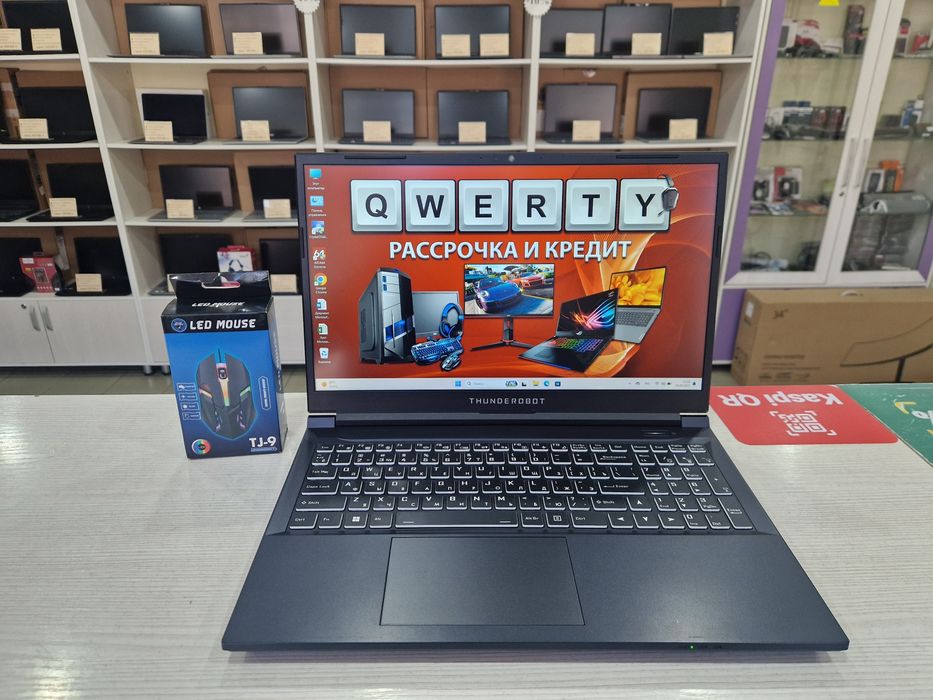 Идеал Thunderobot (Core i5-12450H, RTX 3050 4 gb)