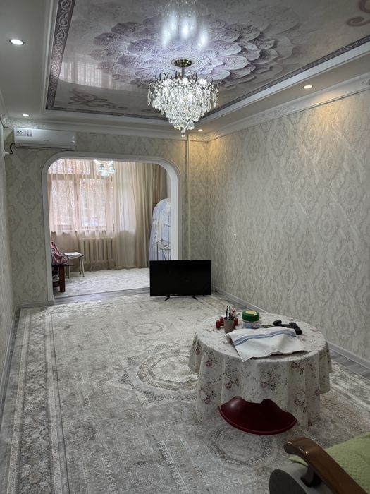 Продается квартира  Юнусабад- 17 квартал