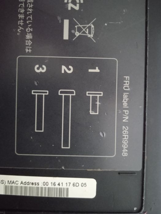 Продам старый ноутбук .