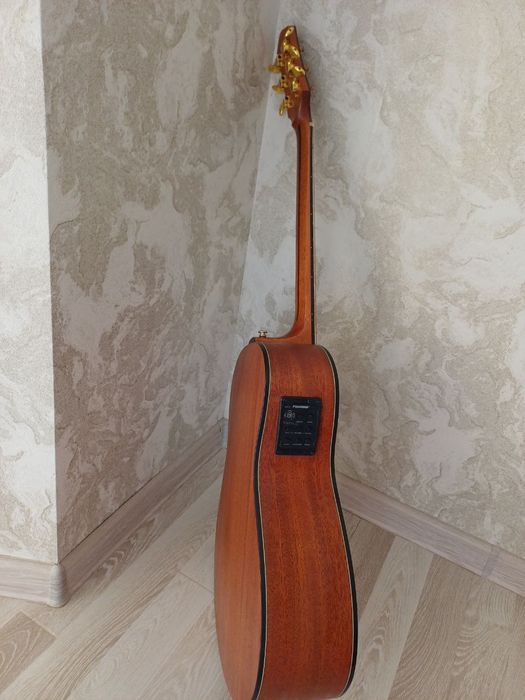 Gitara Sotiladi Srochniy