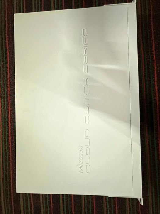 Продам Mikrotik CRS328-24P-4S+RM