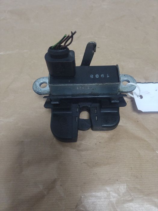 Broasca haion spate Seat Leon 2011 1P0827505A