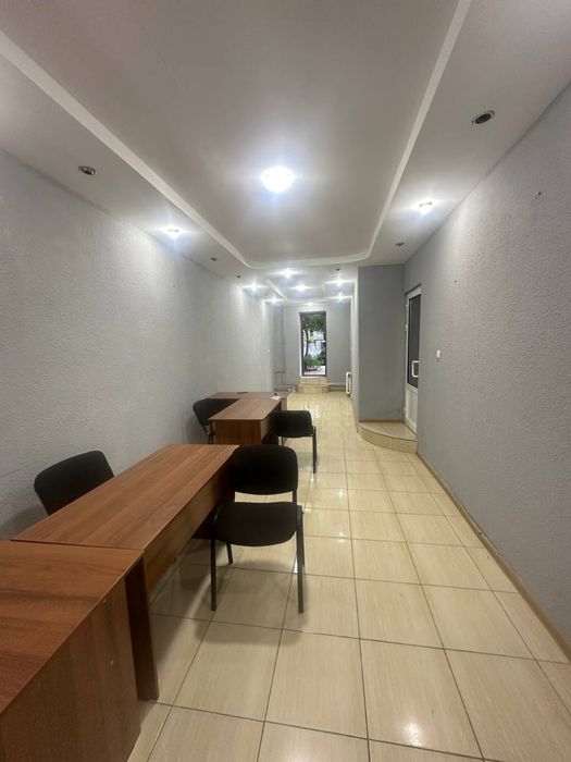 Мирзо Улугбек Туман Метро олдида 60 м 75000$