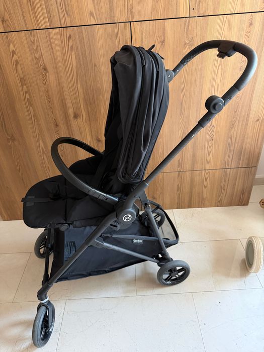 Cybex Gold Бебешка количка Melio Carbon Magic Black