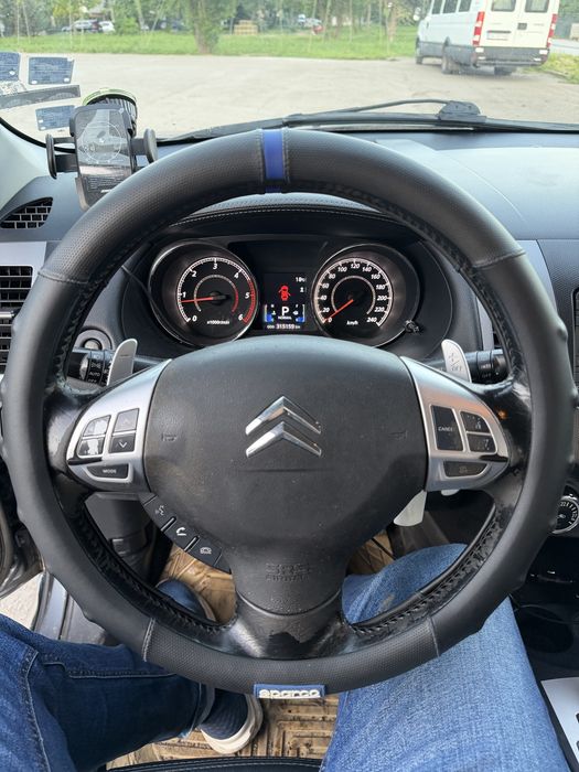 Citroen C-Crosser