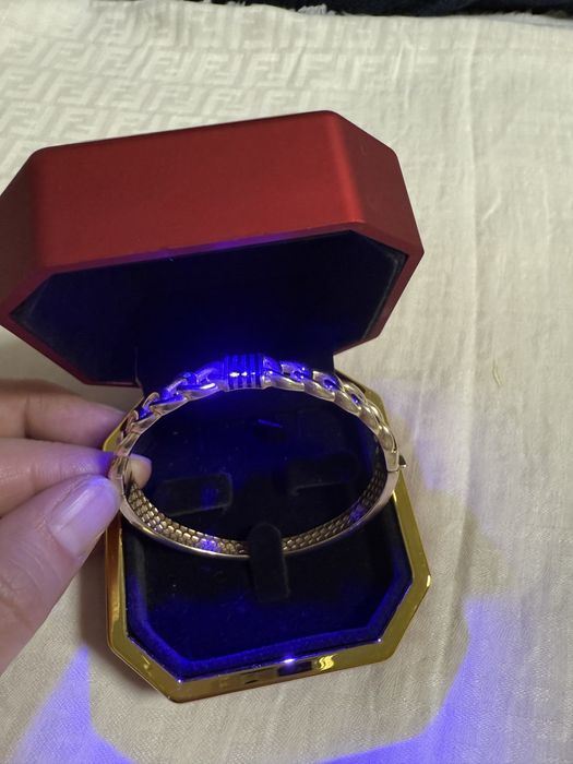 Золотой браслет