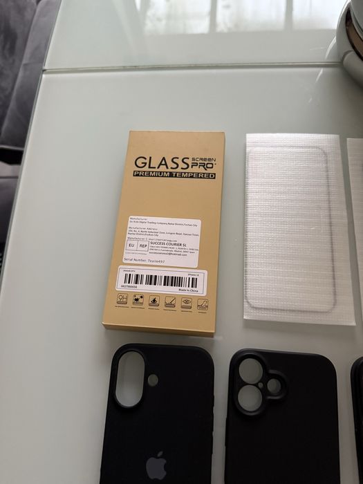 Кейсове за Iphone 16