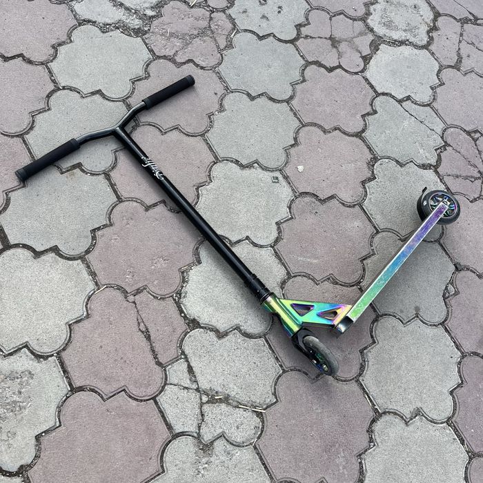 Самокат трюковой