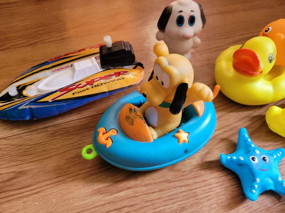 Игрушки для ванной