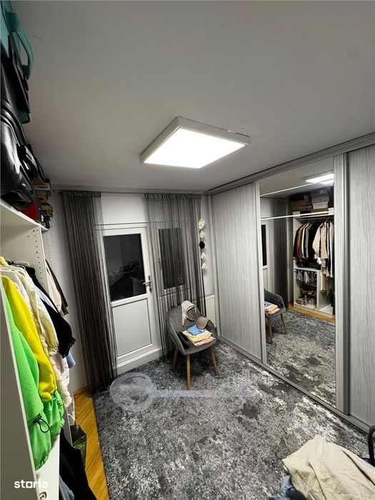 Apartament 4 camere decomandat, 84 mp, etaj 2, boxa 15 mp - CUG