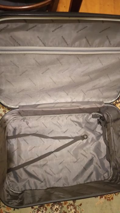 Trolere din pânză și piele