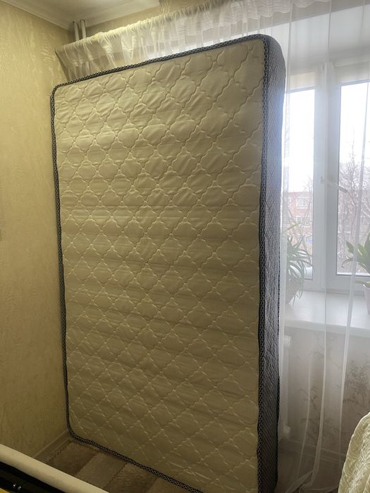 Матрас полумягкий