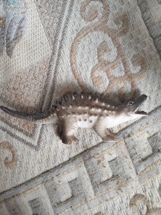 Игрушки фигурки животных обмен