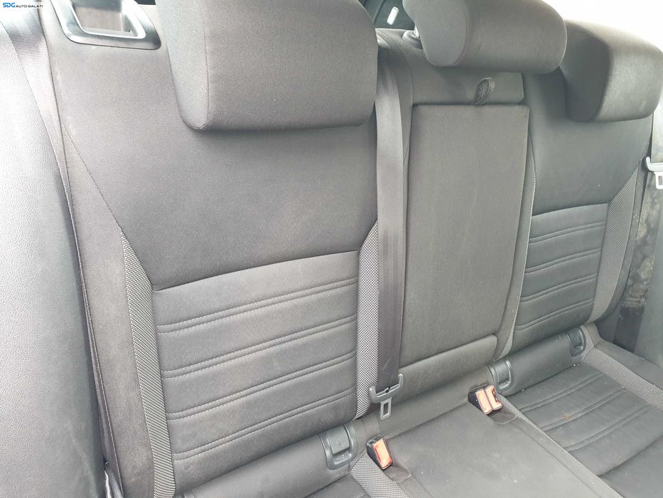 Bancheta Spate Sezut cu Spatar Textil Skoda Octavia 3 Break Combi Variant 2013 - 2020 [K3588]