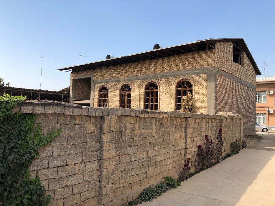 Уй сотилади райцентрда 8сотих