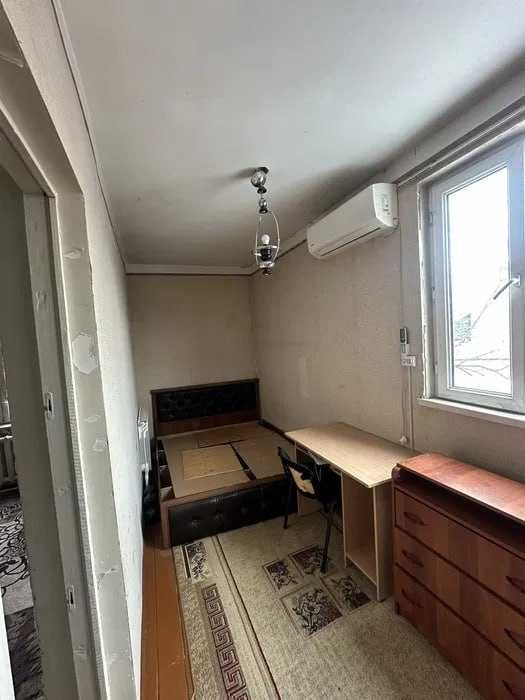 Себзорда 1 хона 2 килинган 2 кават 4 каватли дом