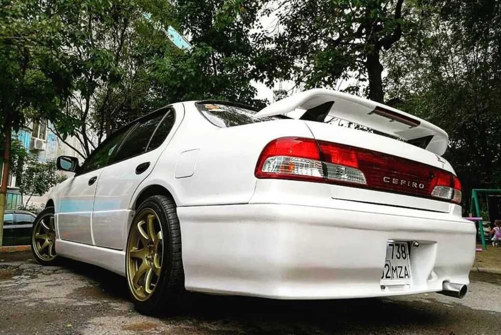 Бампер на Nissan Maxima / Cefiro A32