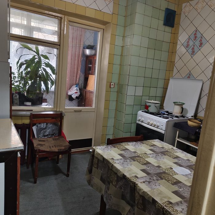 Юнусабад-17 улучшенная планировка. Можно и в Ипотеку. 4/1/5.