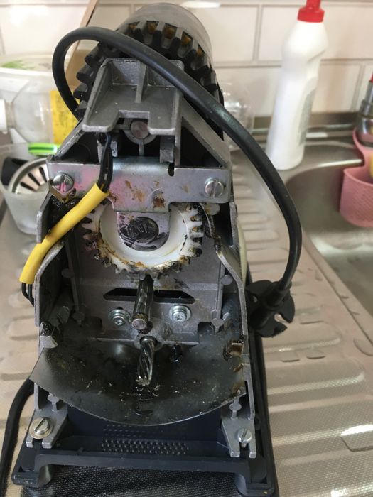 Bocsh,Braun,Zelmer.мясорубки б/у